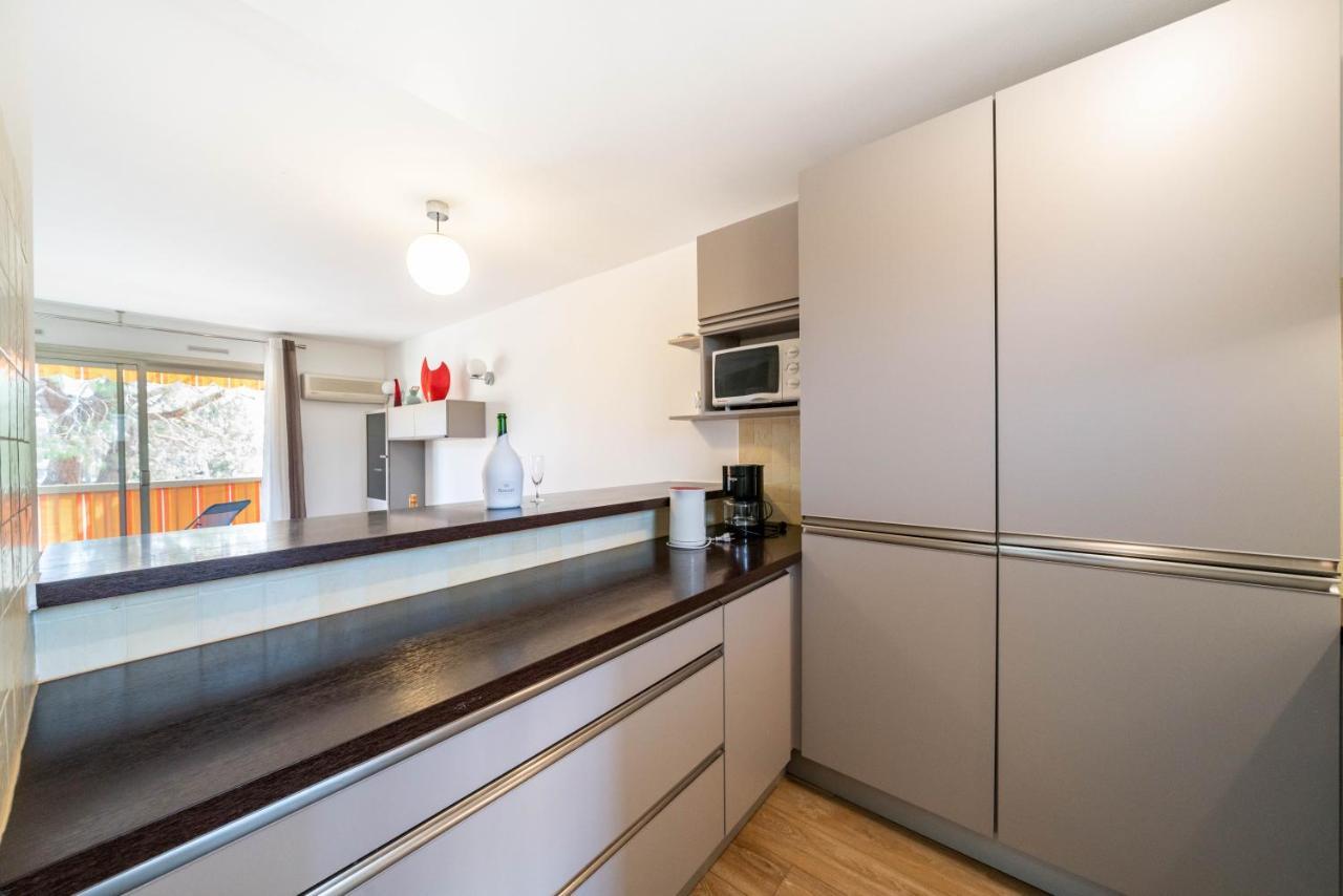 Spacieux 2pieces A5min De Plages Appartement *