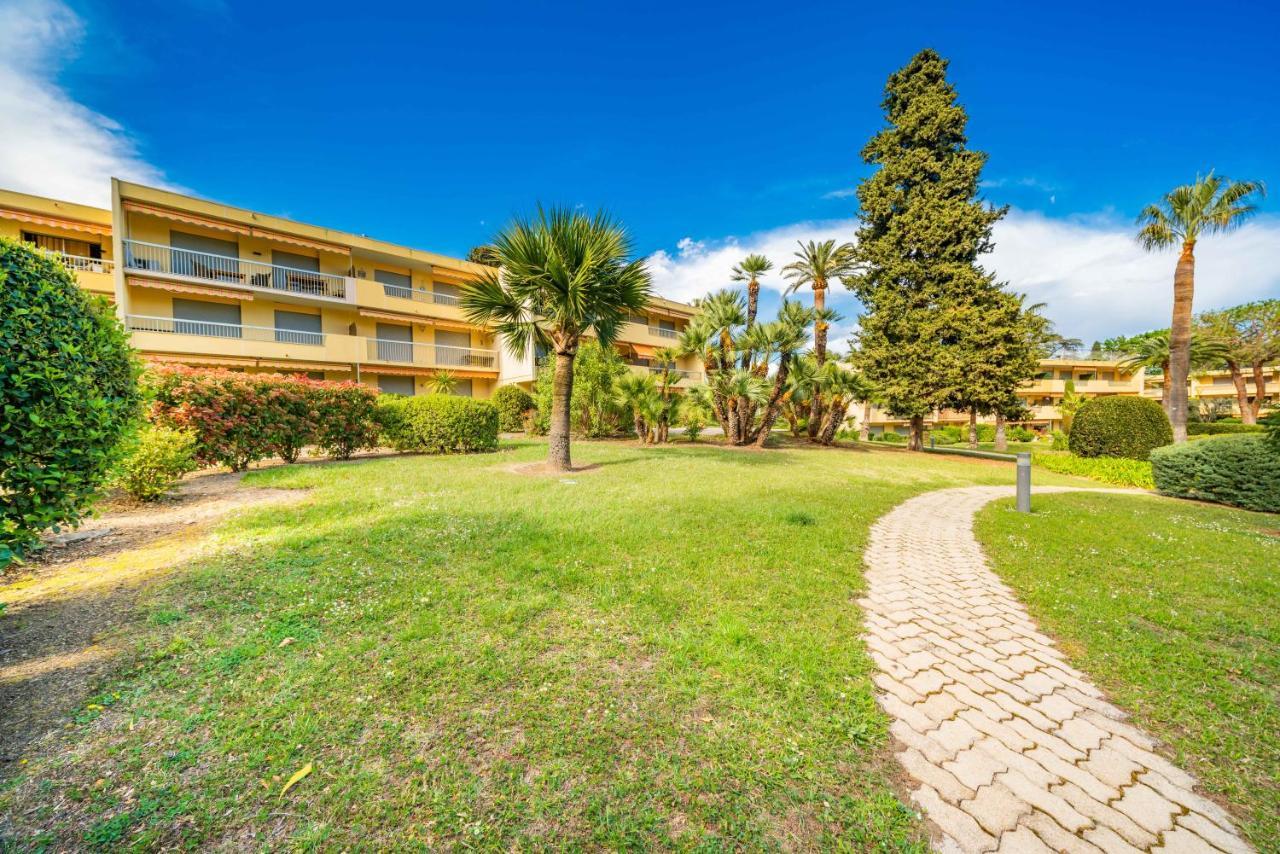 Spacieux 2pieces A5min De Plages Appartement