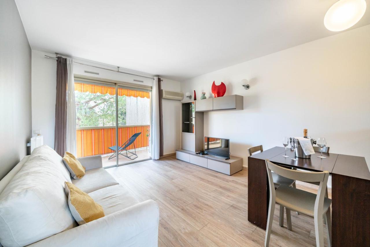 Spacieux 2pieces A5min De Plages Appartement Antibes