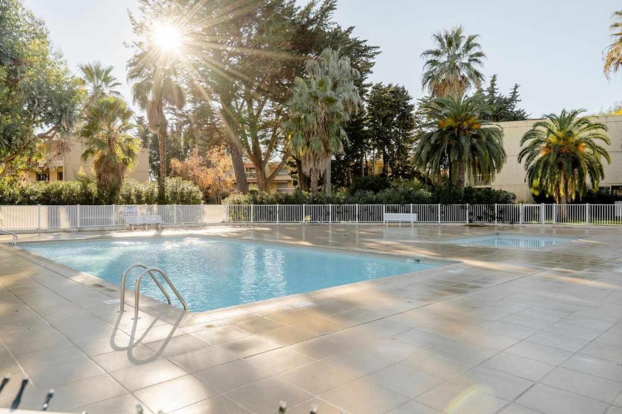 Appartement Spacieux 2pieces A5min De Plages Antibes