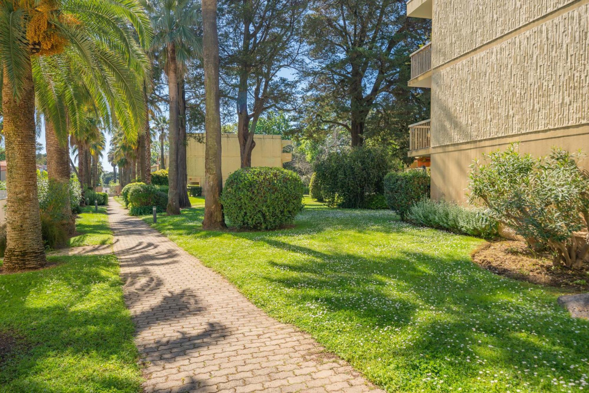 Appartement Spacieux 2pieces A5min De Plages Antibes